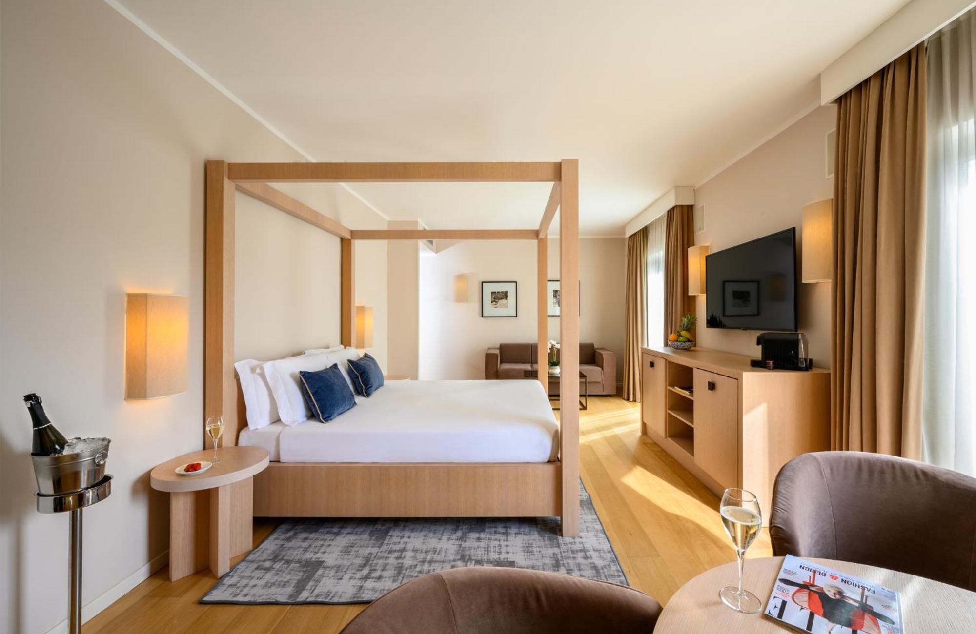 Leonardo Hotel Lago Di Garda - Wellness And Spa Lazise Bagian luar foto