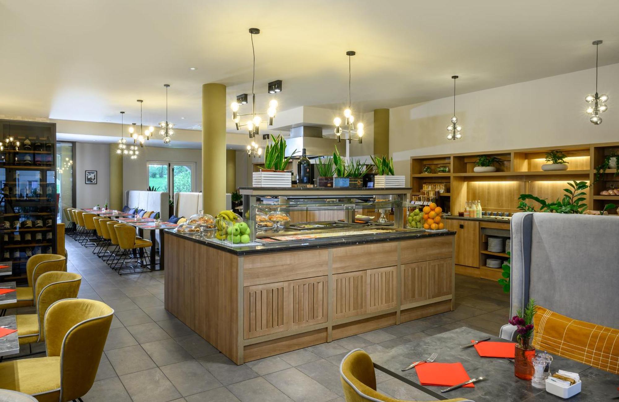 Leonardo Hotel Lago Di Garda - Wellness And Spa Lazise Bagian luar foto