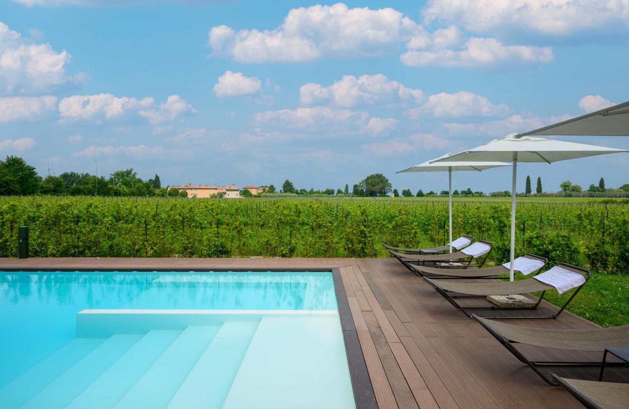 Leonardo Hotel Lago Di Garda - Wellness And Spa Lazise Bagian luar foto