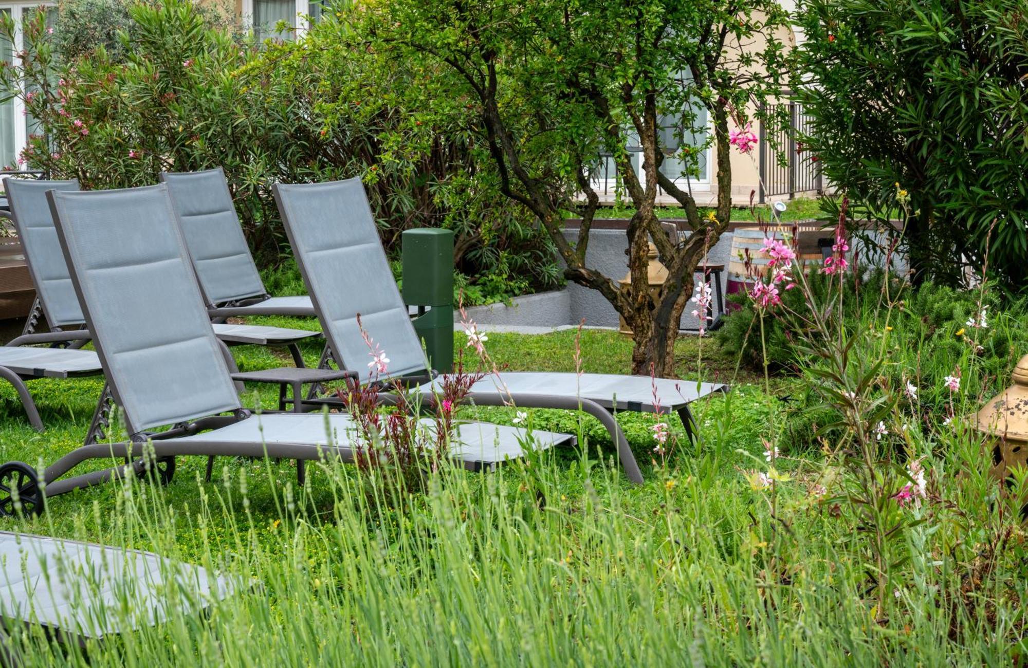Leonardo Hotel Lago Di Garda - Wellness And Spa Lazise Bagian luar foto