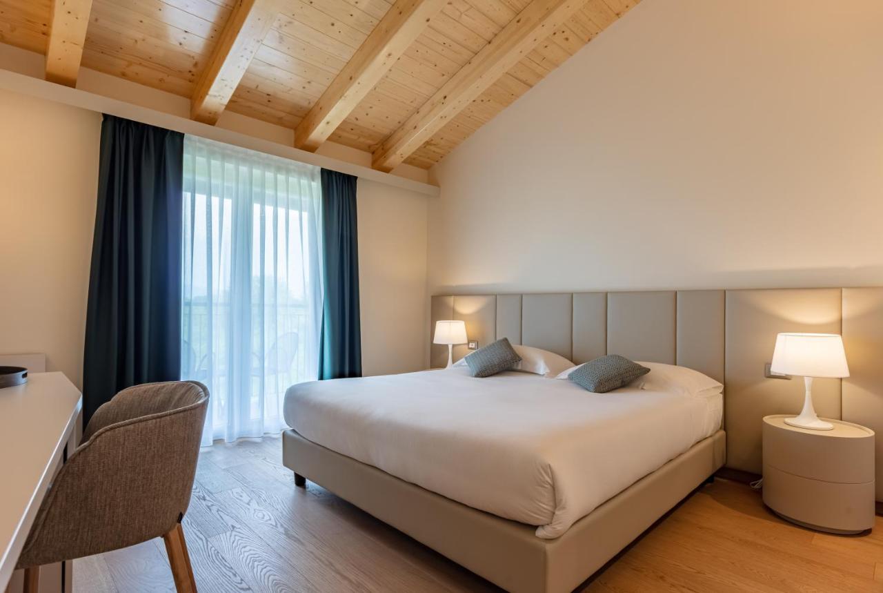 Leonardo Hotel Lago Di Garda - Wellness And Spa Lazise Bagian luar foto